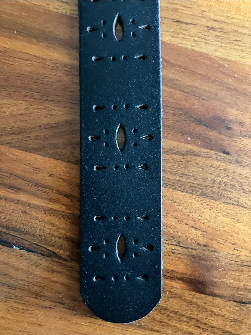Black Leather Belt Women S/M Adjustable Cutout Design Round Buckle Boho - Picture 5 of 11